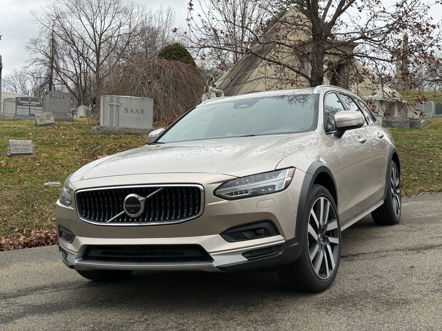Volvo Could Bring EV Station Wagon to America by 2028: Report