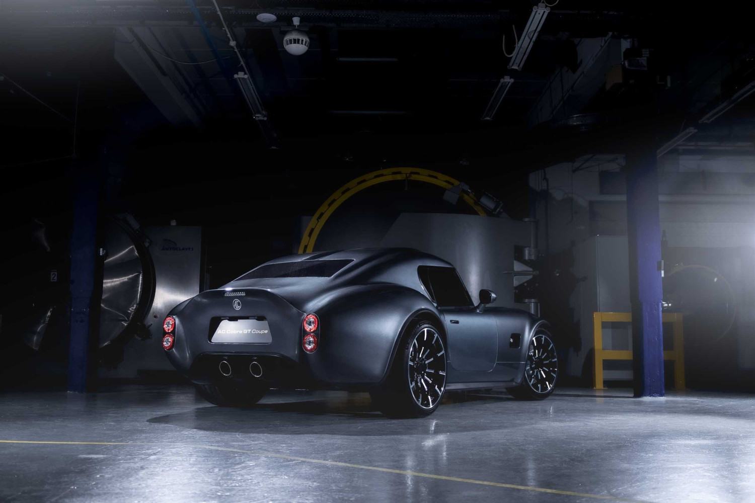 $315K AC Cobra GT Coupe Comes with 5.0-Liter V-8, a Bit More Roof