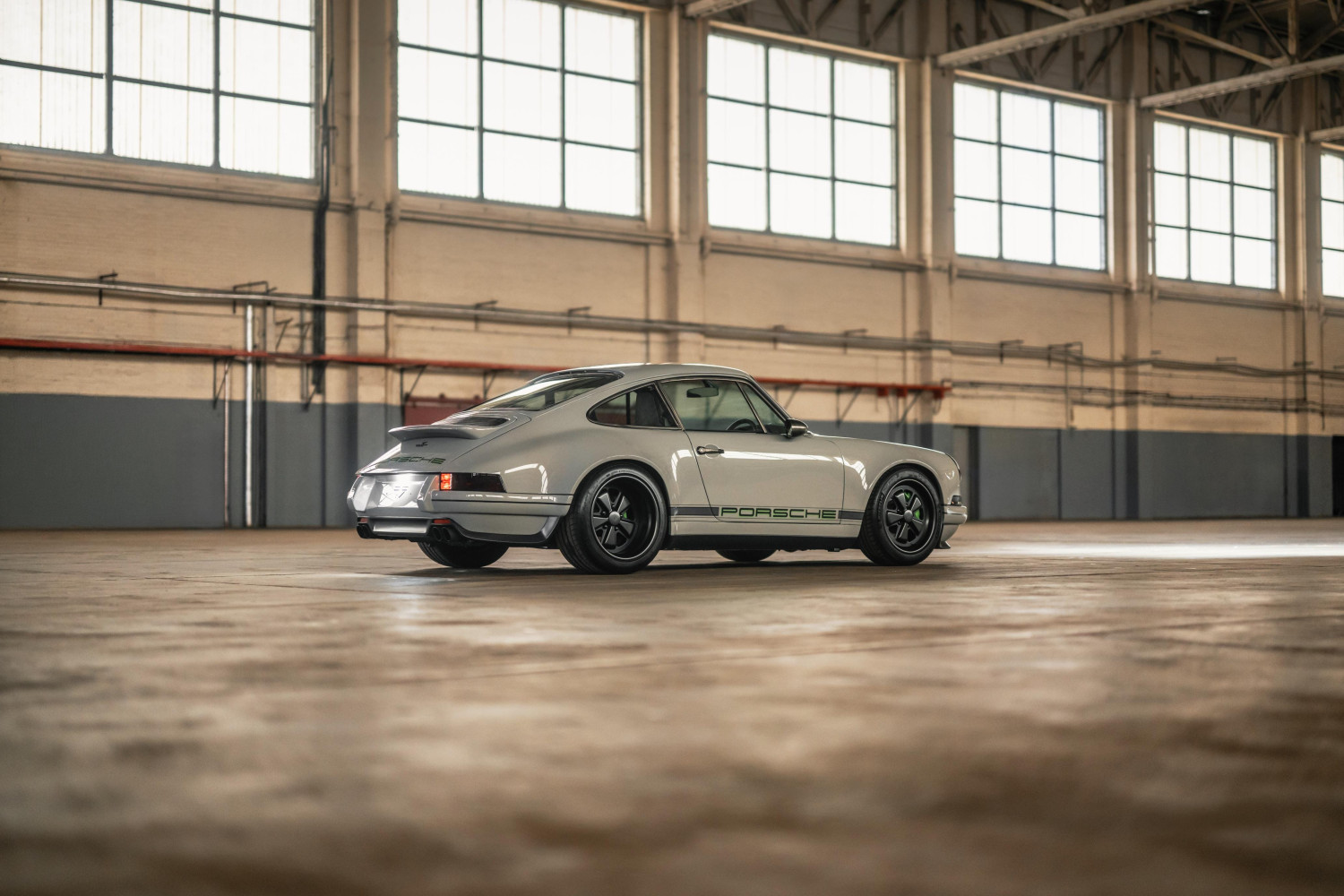 This 421-HP Theon 911 Packs a GT3-Beating Power-to-Weight Ratio