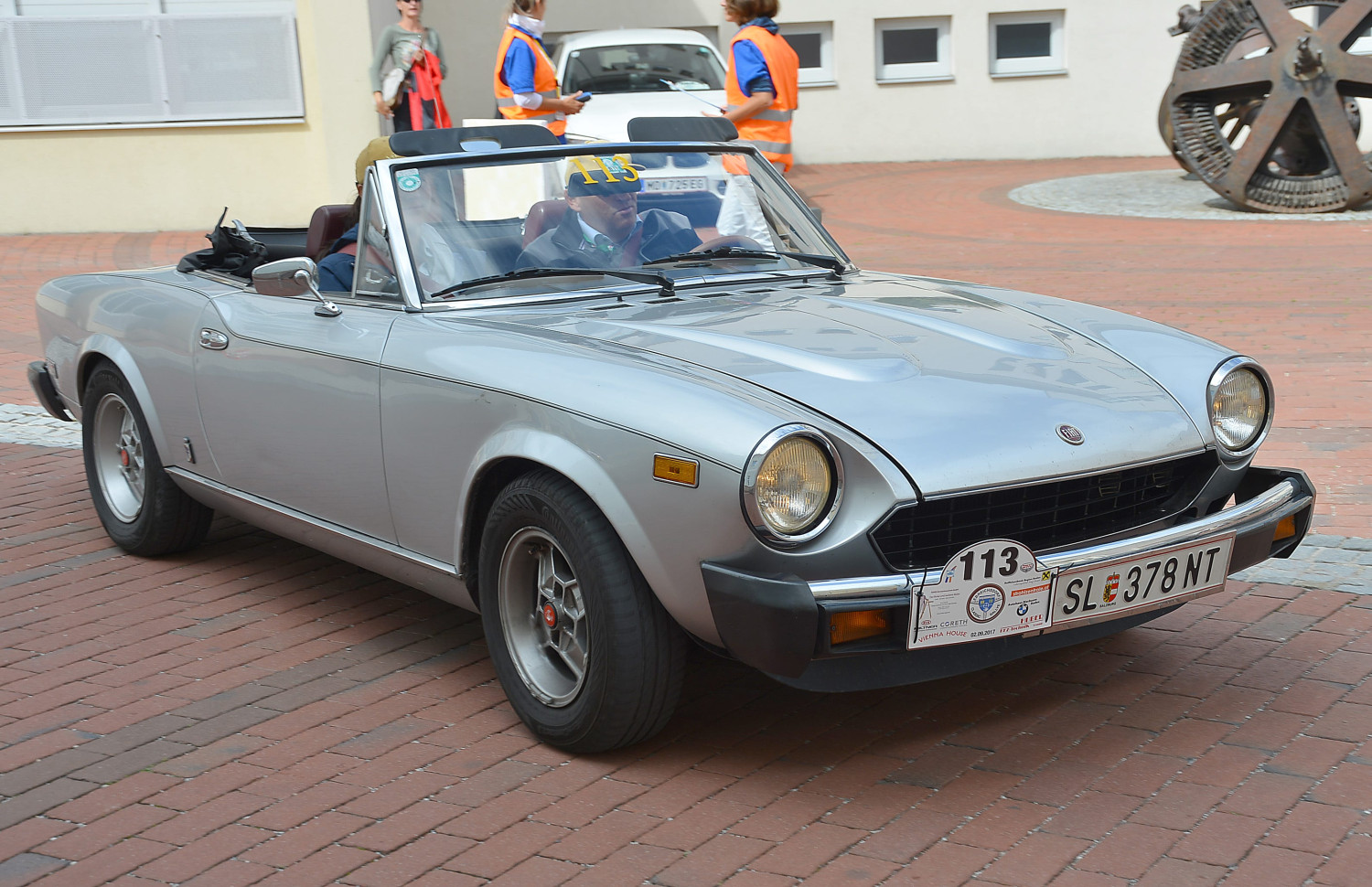 Octogenarian Brothers Accused of Faking Theft of Classic Fiat Spider