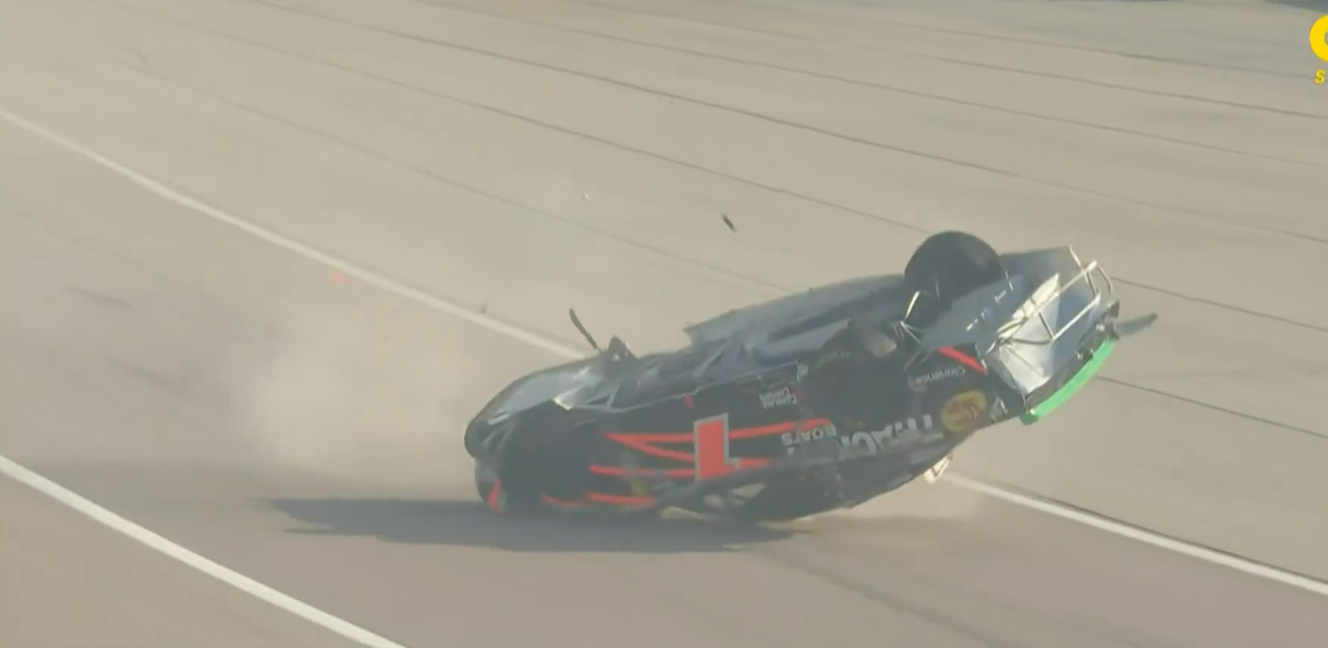 Carson Kvapil Barrel Rolls Down the Backstretch at Kansas