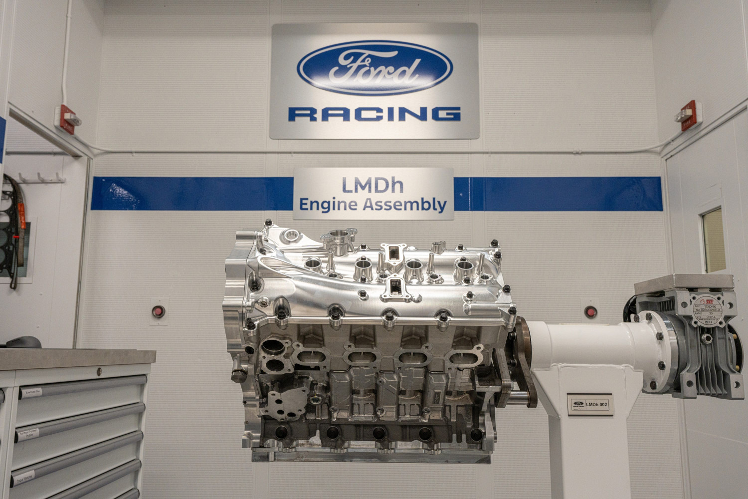 Listen to Ford’s Le Mans Engine Roar Through a Simulated Lap