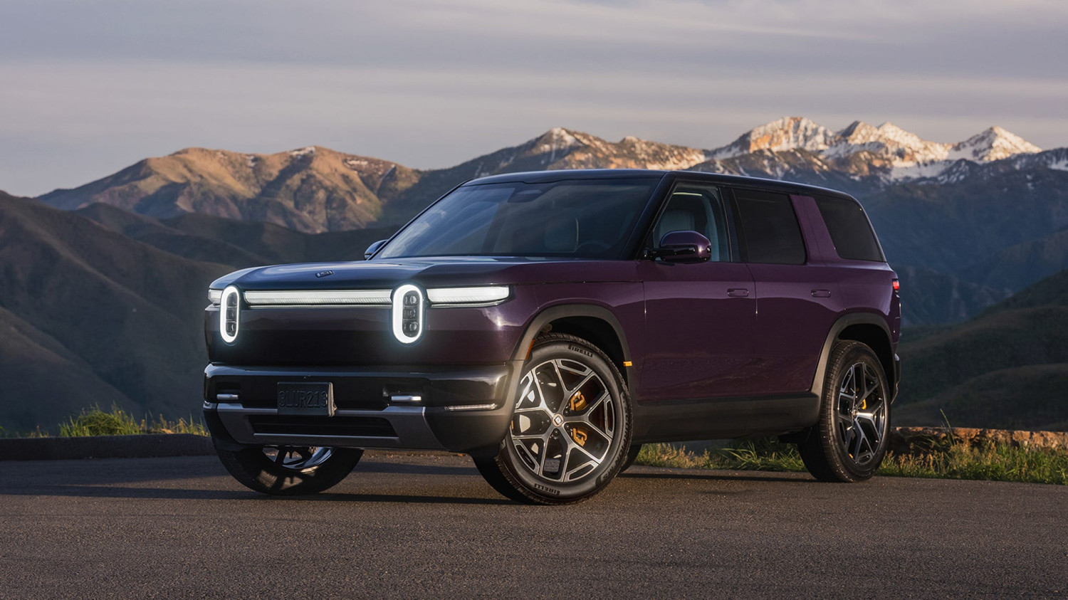 Rivian’s CEO Sees an AI Reckoning Coming for Automakers Stuck in the Past