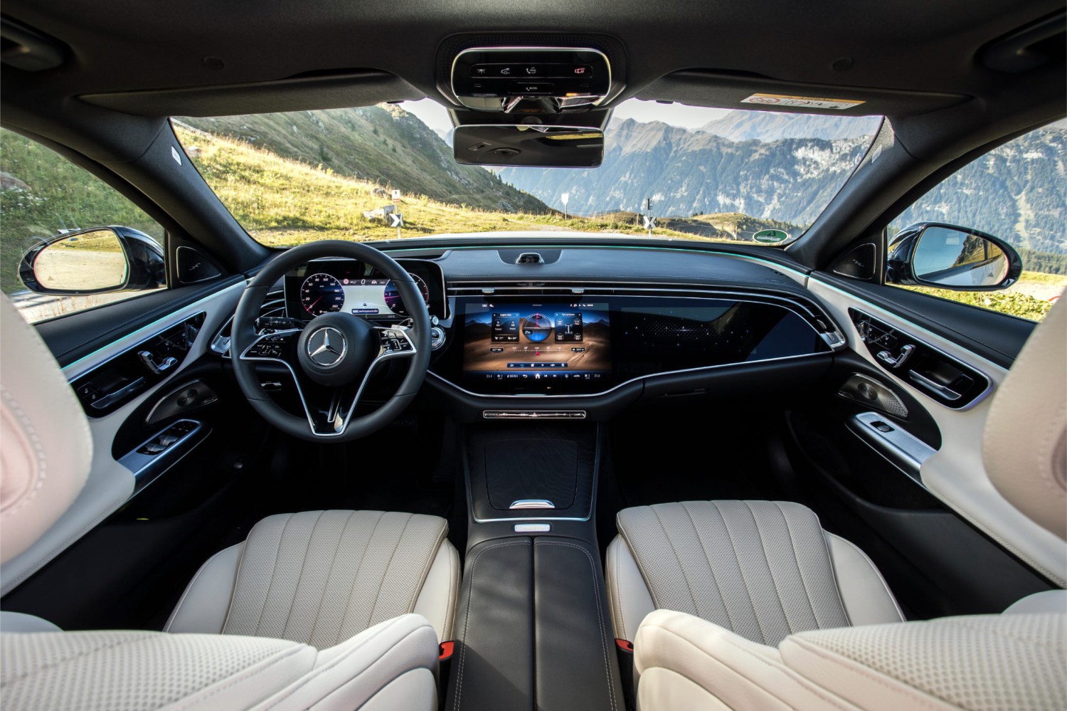 Mercedes-Benz Recalling Over 144,000 Cars for Instrument Panel Failure