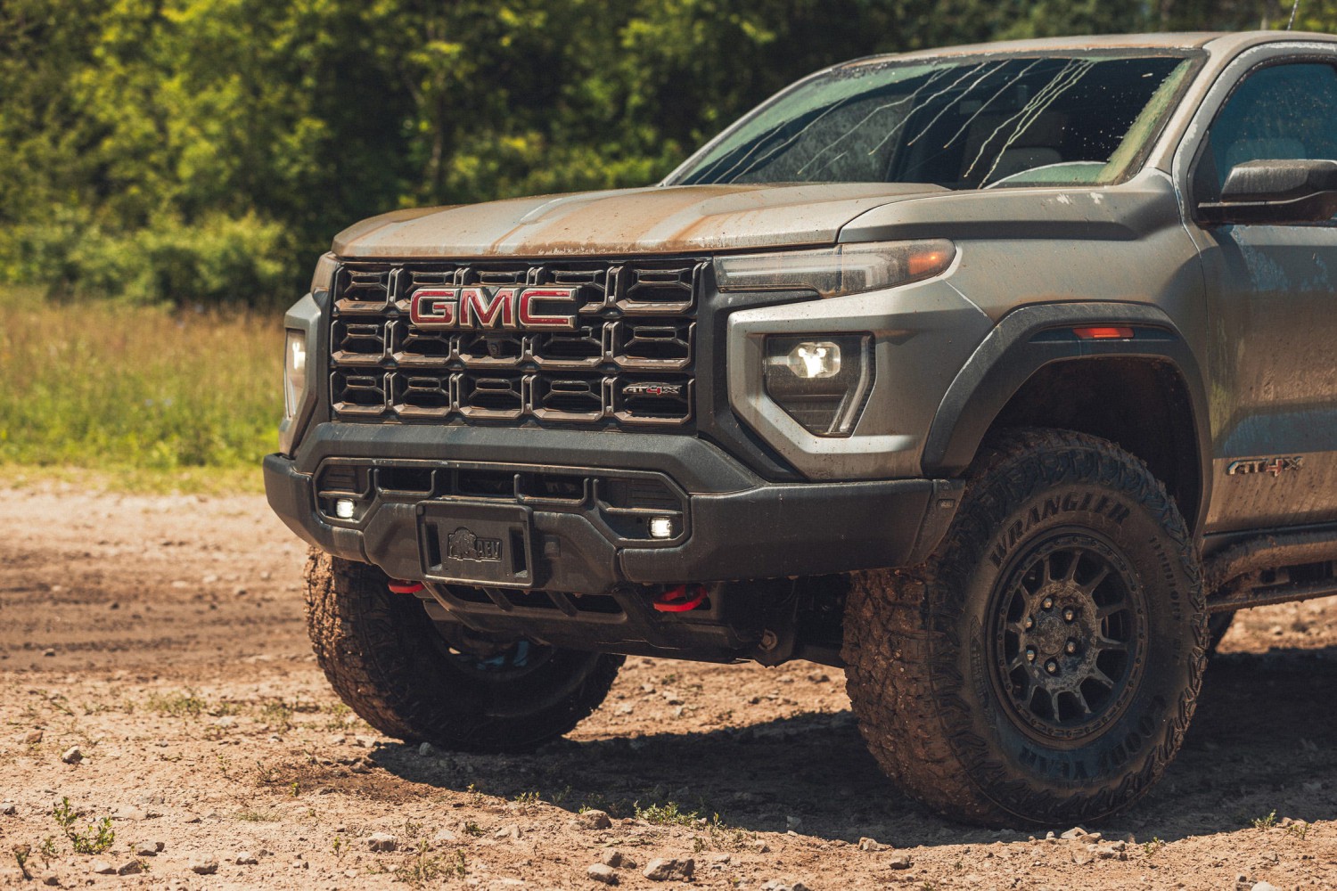 Report: GMC Is Bringing Back the Jimmy as a Body-on-Frame SUV