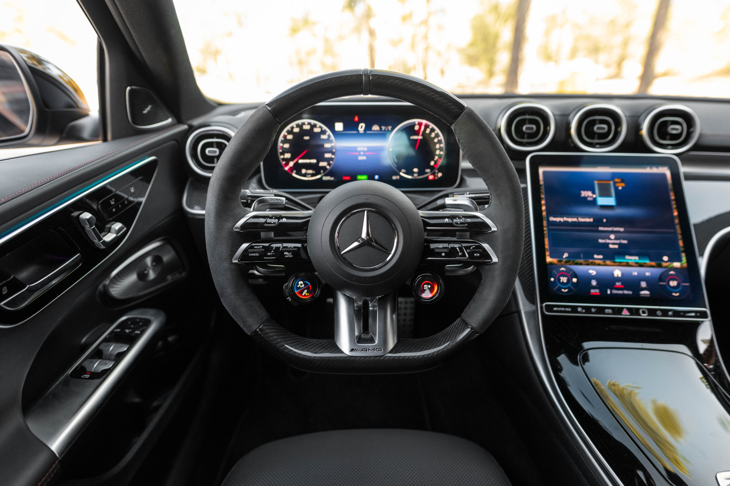 Mercedes-Benz Recalling Over 144,000 Cars for Instrument Panel Failure