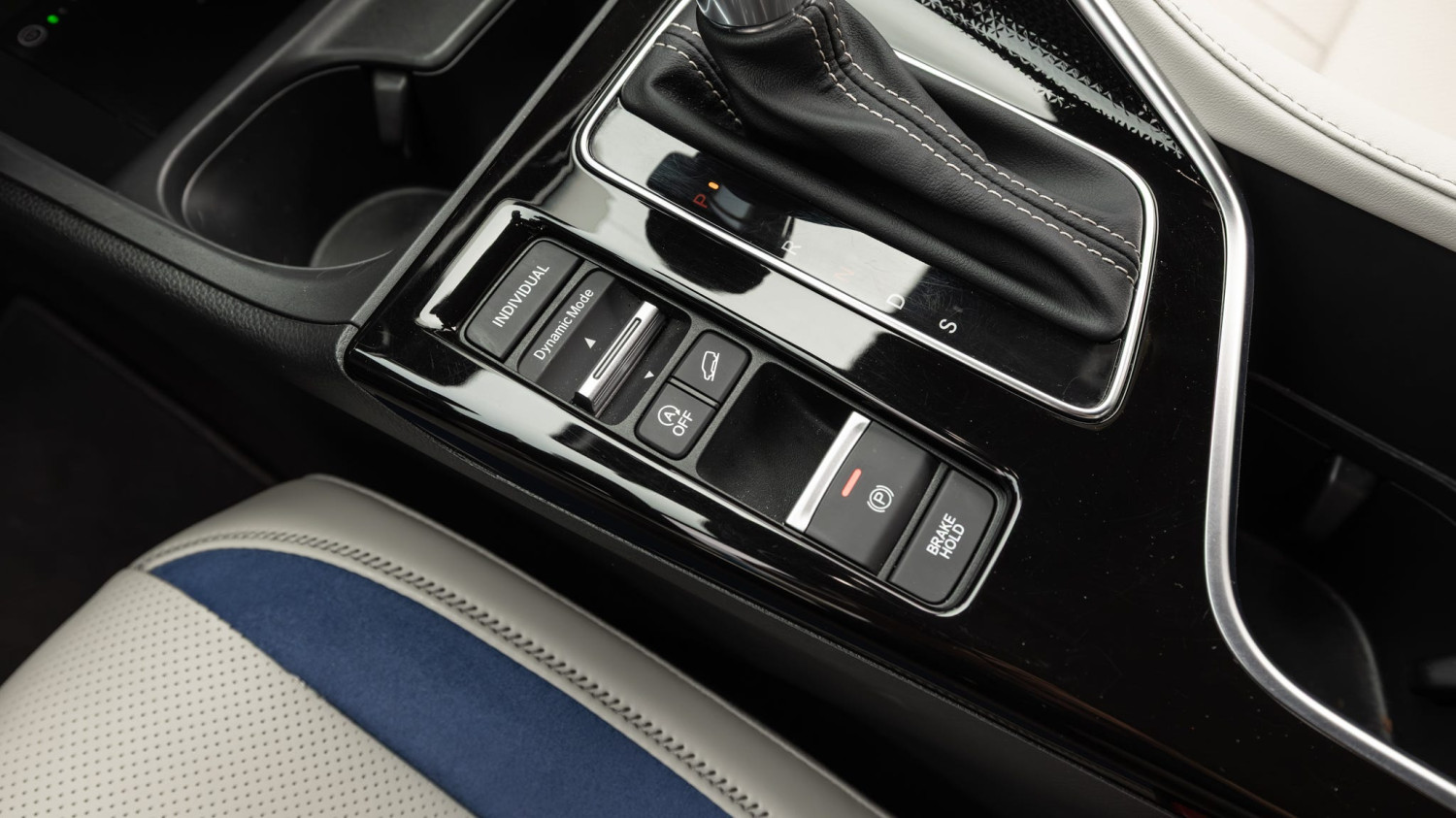 2025 Acura ADX Gemini AI Takes on Apple CarPlay