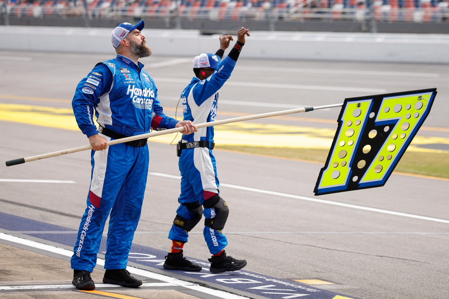 Jason Kelce's One-Off Appearance on a NASCAR Pit Crew Results in a Win