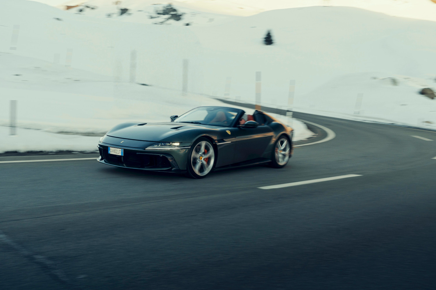 Ferrari 12Cilindri Could Add a Manual Gearbox, GTO Model
