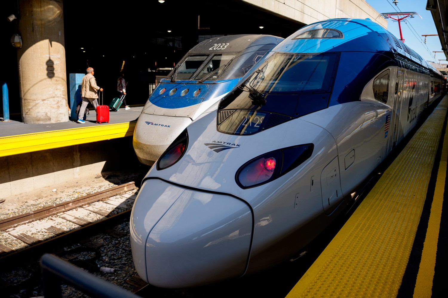 Amtrak Is Trying to Attract Riders By Mimicking Car Commercials