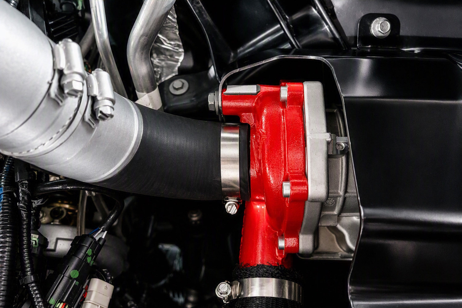 SRT's New eBoost Air Technology Attacks Turbo Lag in Hurricane Inline-6