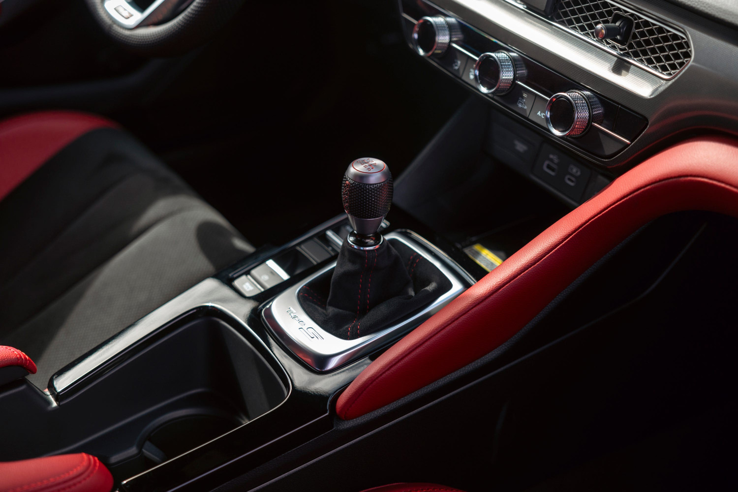 Honda Still Committed to Manual Transmissions, Despite Civic Si Pause