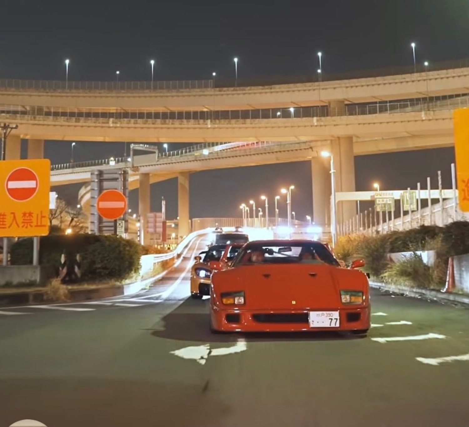 Lewis Hamilton Brought Kim Kardashian to a Japanese Car Meet in a Ferrari F40