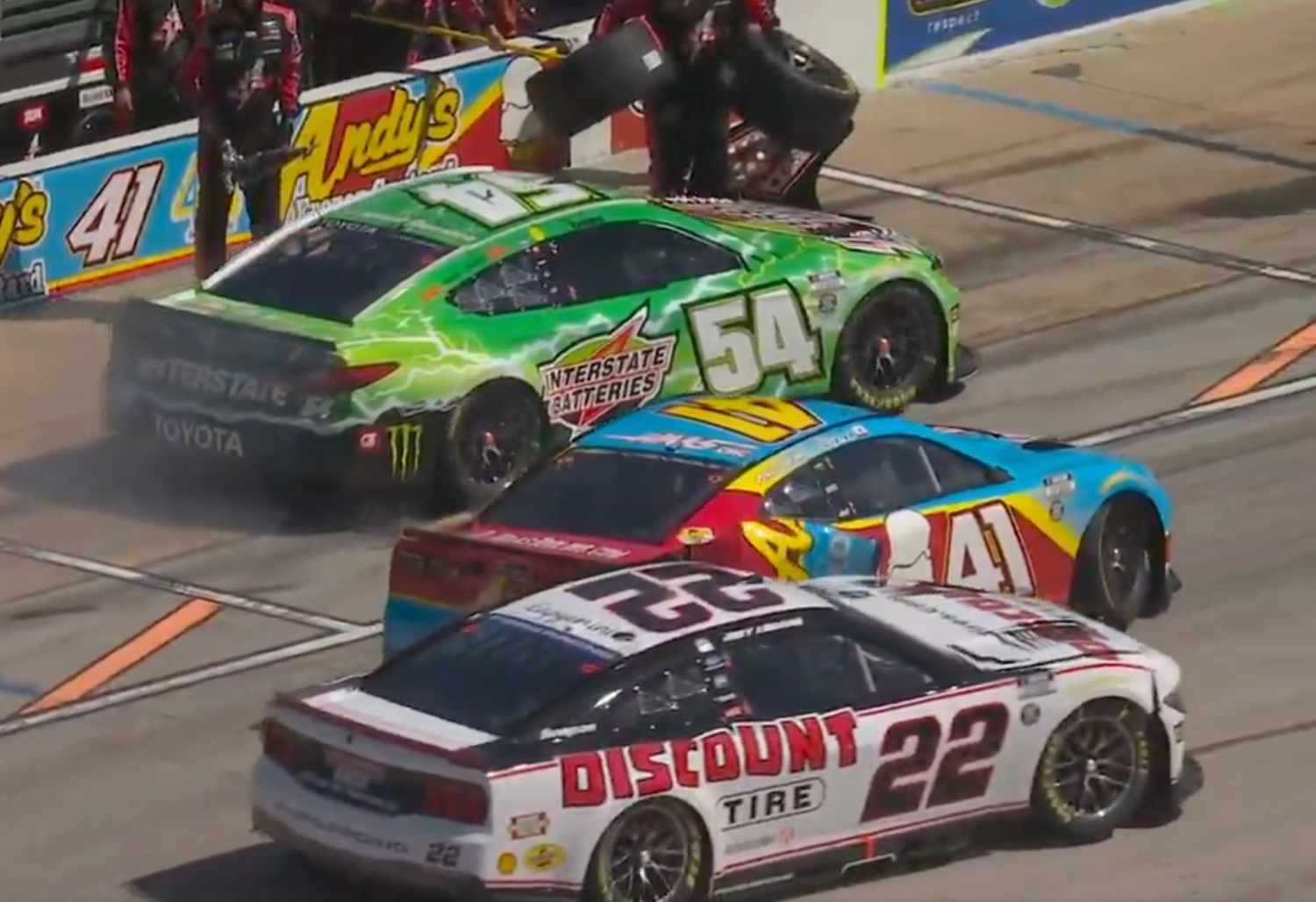 Bizarre Pit Lane Crash Leads to Logano and Custer DNFs at Texas Motor Speedway