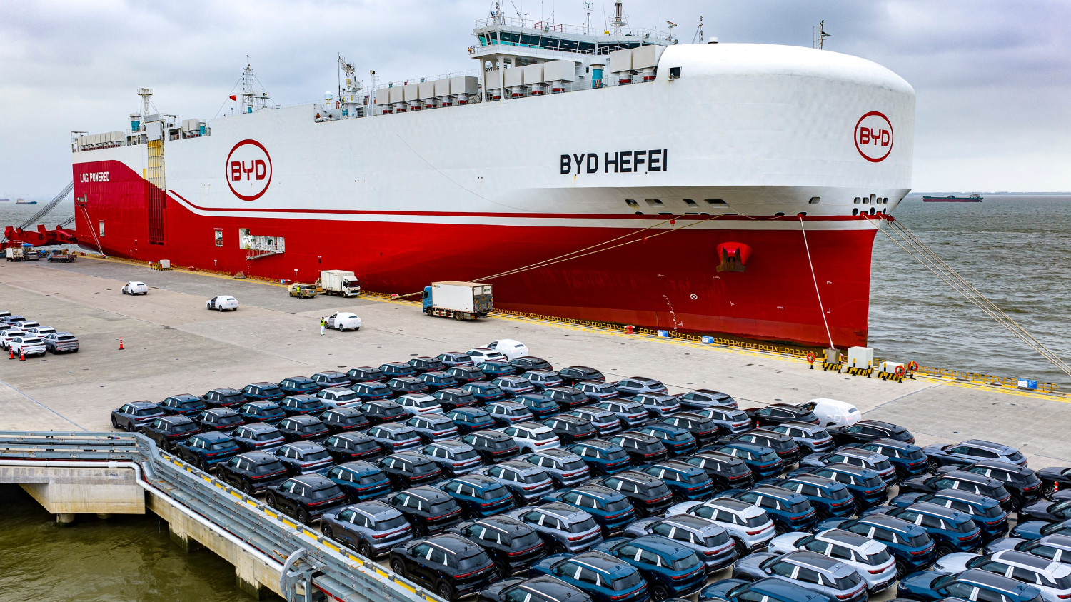 Major Automakers Push Congress for U.S. Ban on Chinese Cars by End of 2026