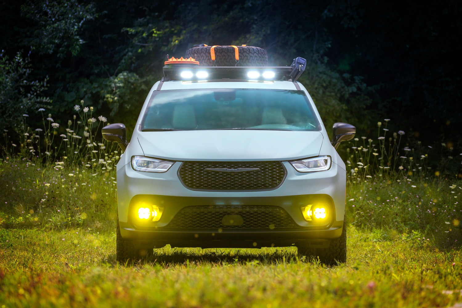 Chrysler Could Build Pacifica Grizzly Peak Off-Road Minivan: Report