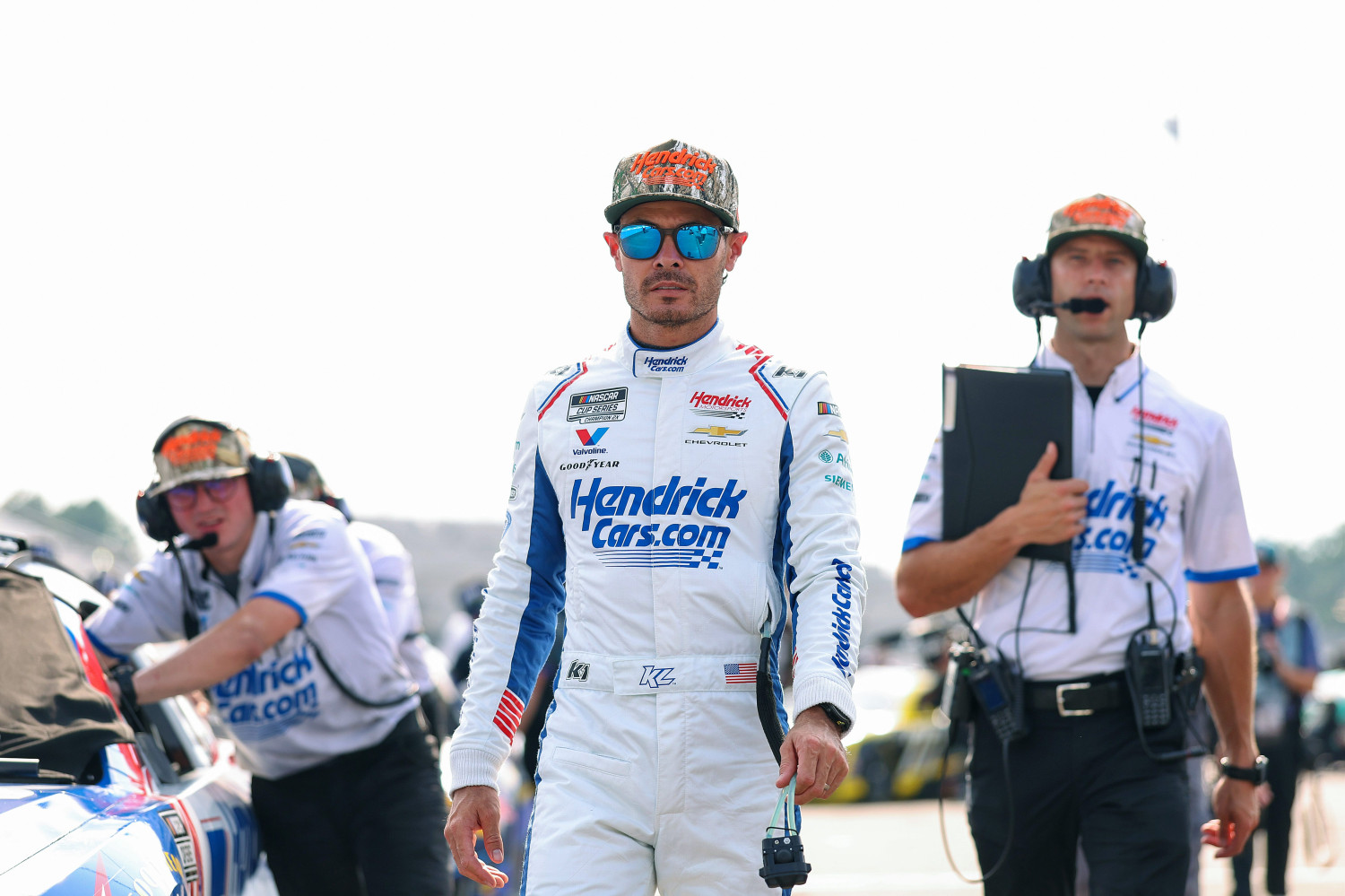Kyle Larson Rushes from NASCAR Richmond Race to the Knoxville Nationals
