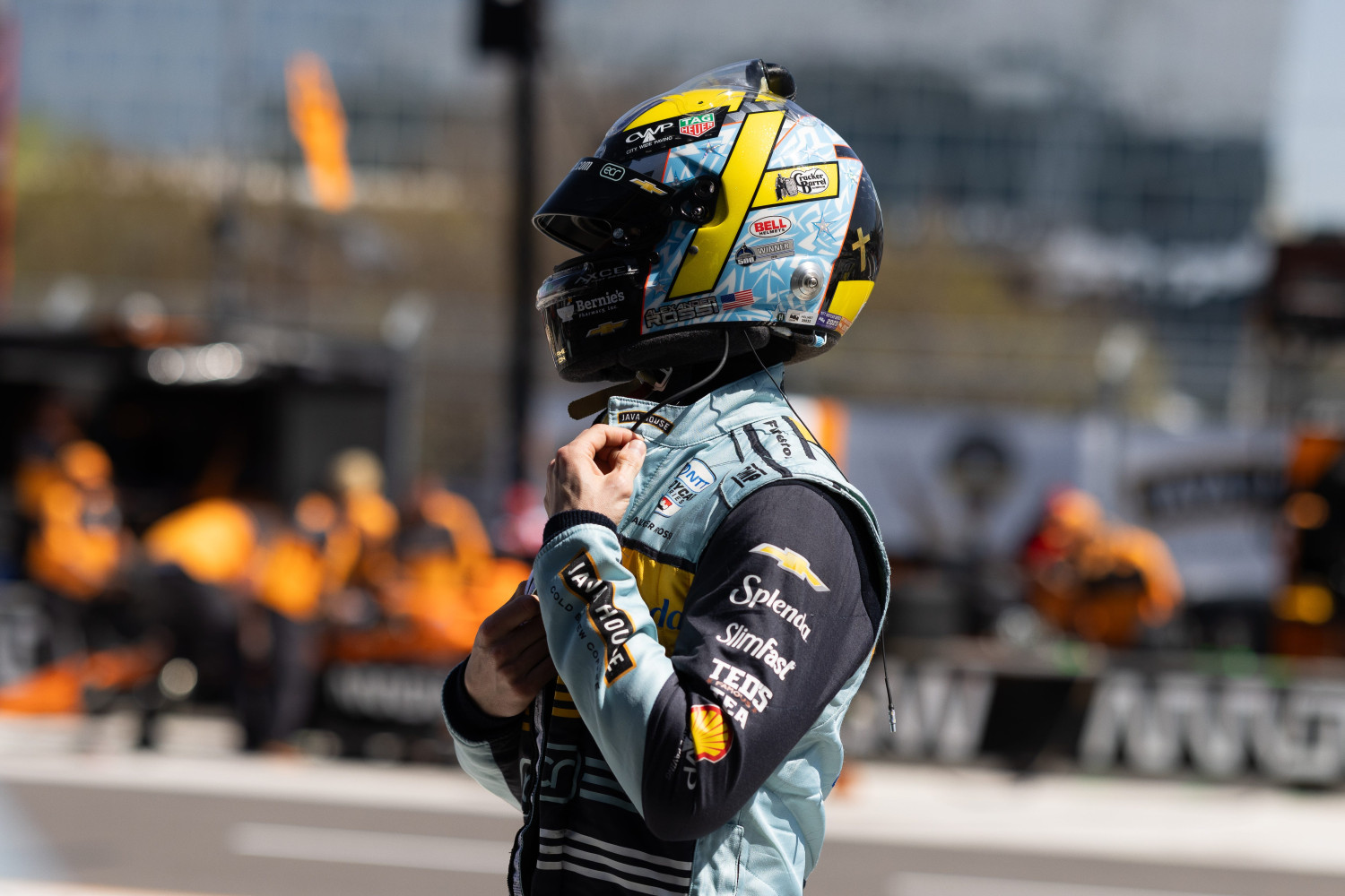 IndyCar, Alexander Rossi Exits Car onto Hot Track After INDYCAR Delayed Throwing a Full Course Caution