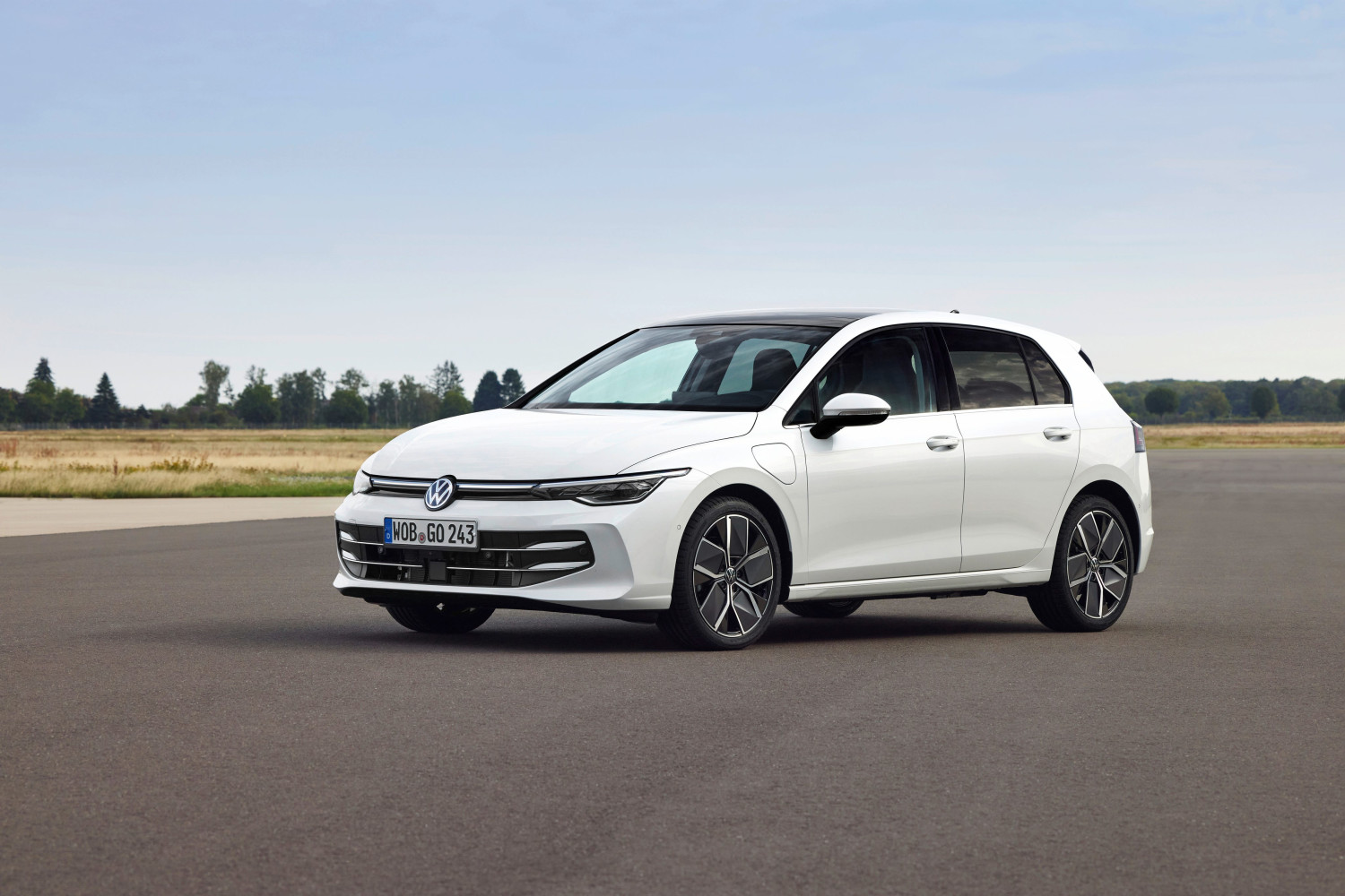 VW Could Bring the Base Golf Hatchback Back to the U.S. Soon