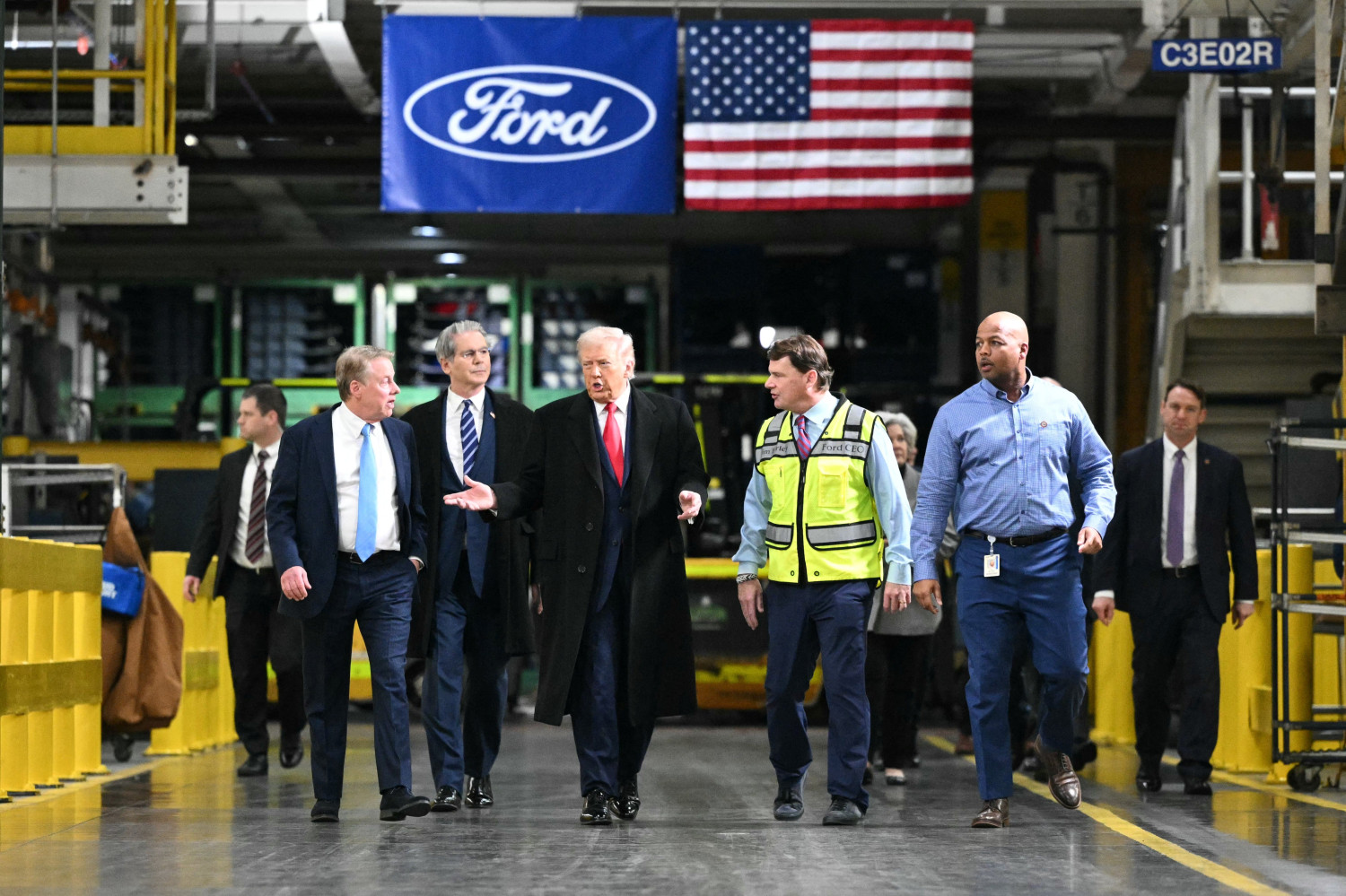 Trump Administration Approached Ford, GM About Building Weapons: Report