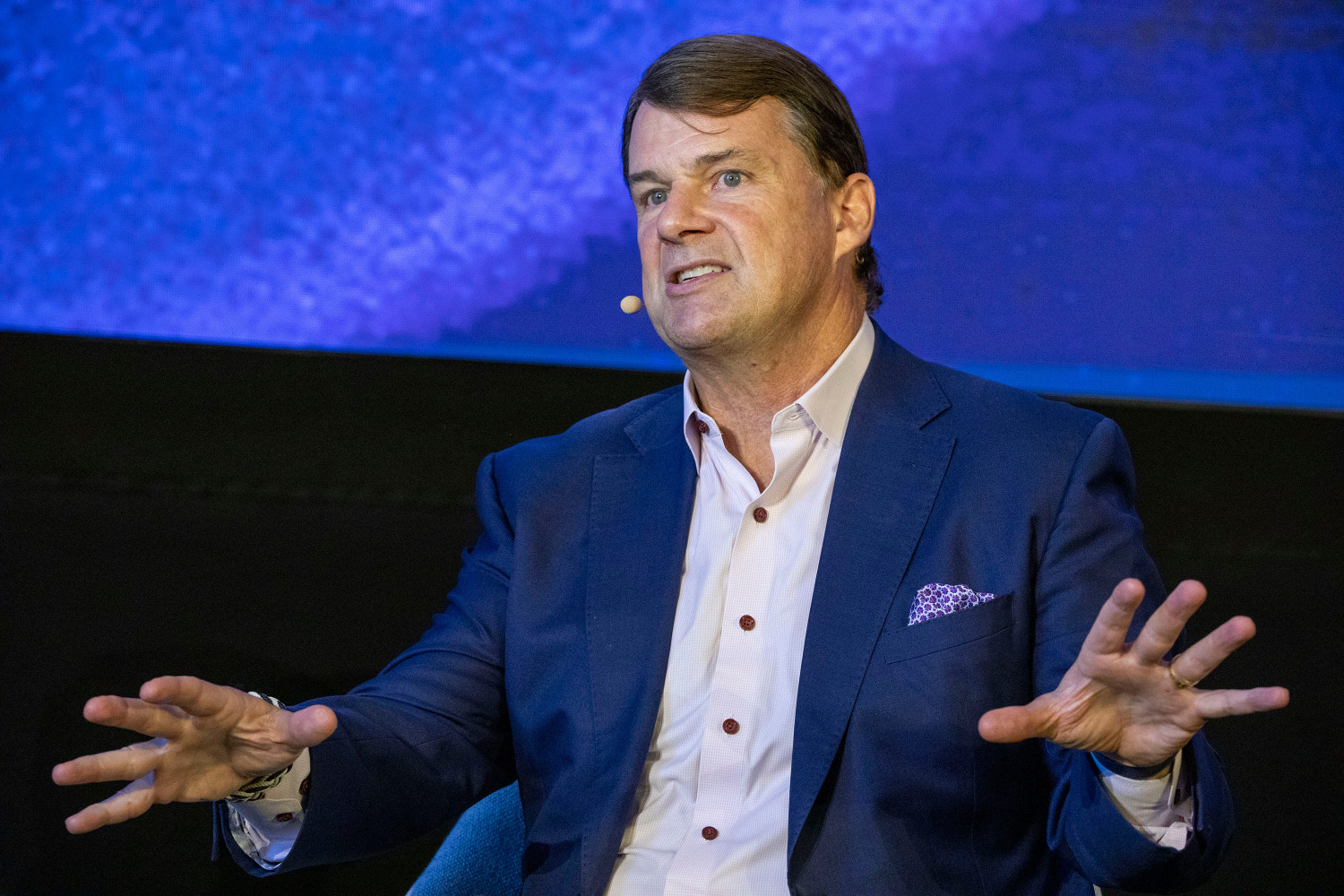 Ford CEO Warns That Arrival of Chinese Automakers Is Coming Soon