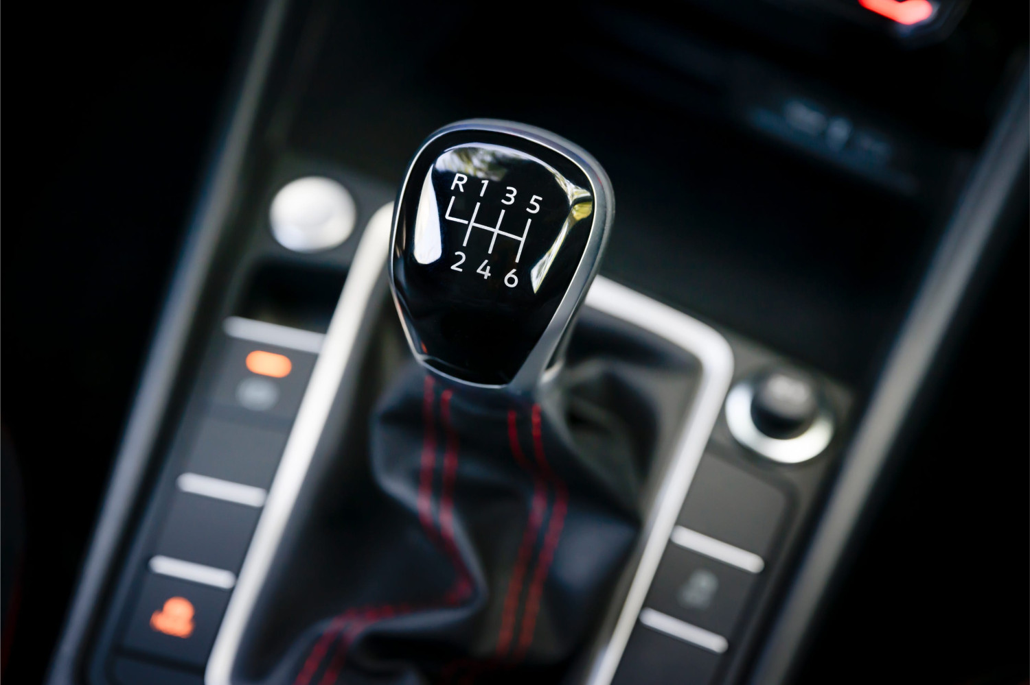 Volkswagen Axes Manual Jetta GLI, Ending Stick Shift Sales in USA: Report