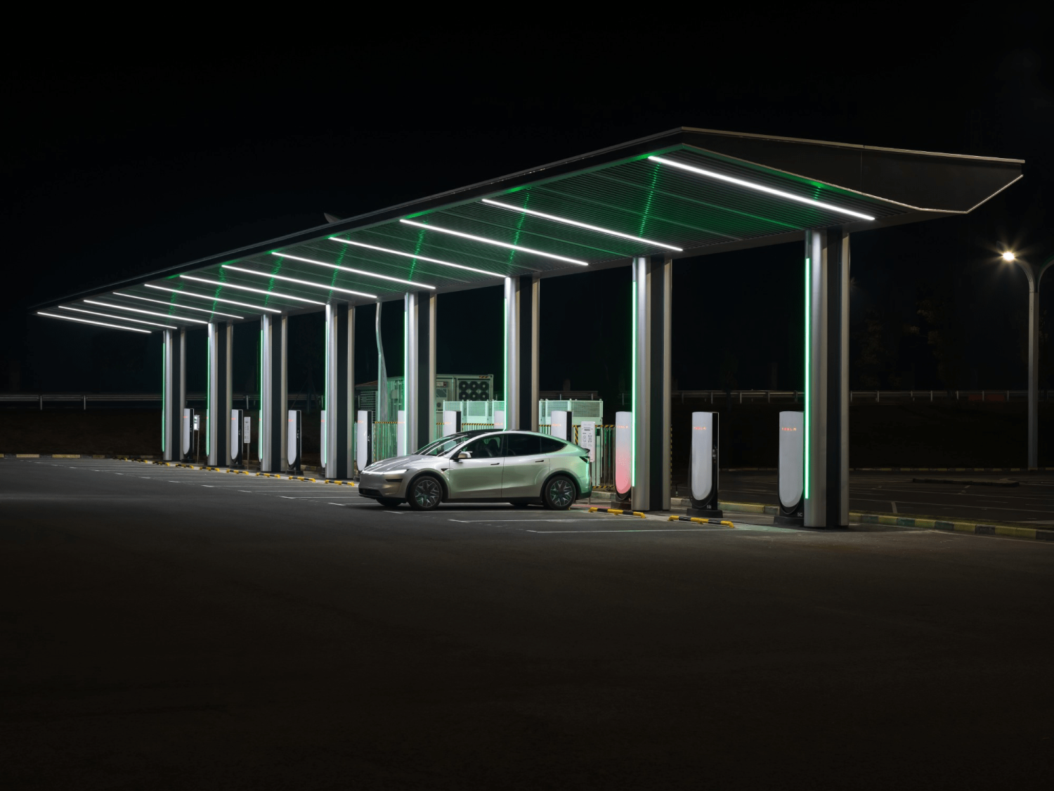 Tesla Opens Supercharger Cards to Non-Tesla EV Owners From $0.22/kWh