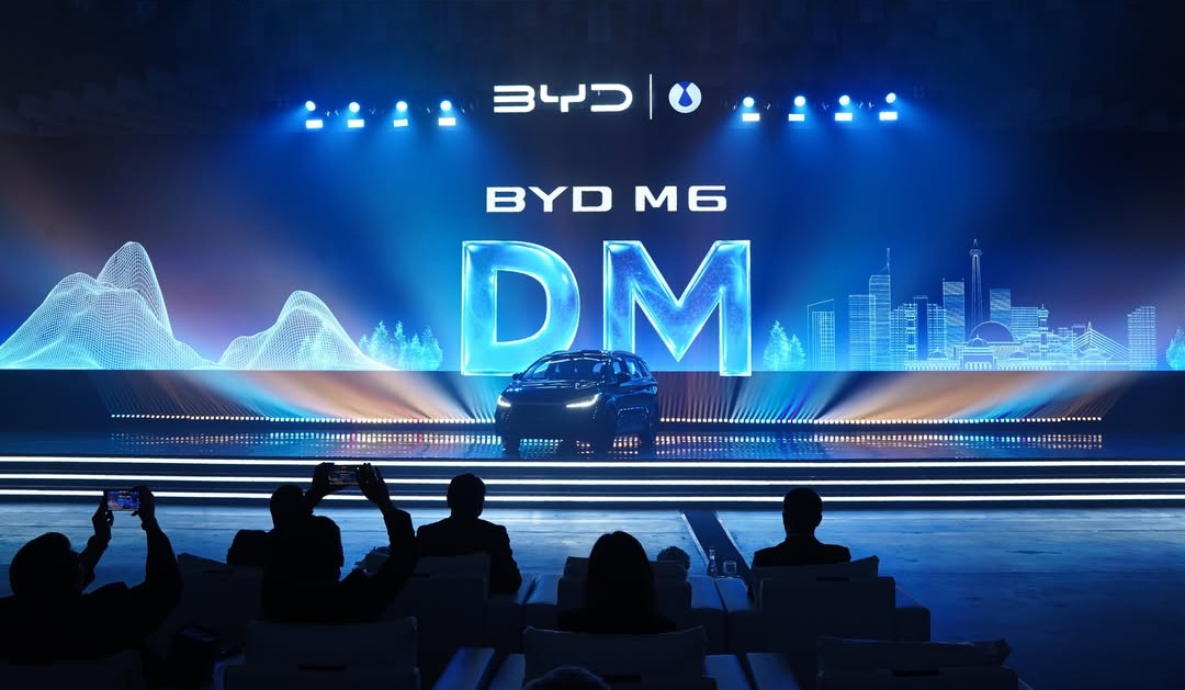 BYD Launches DM Hybrid Tech in Indonesia With M6 DM Cross Debut