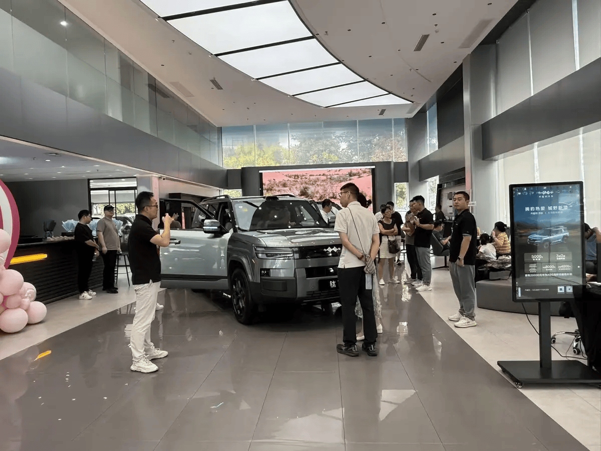 China NEV Transaction Prices Rise 0.71% Month-on-Month to $23.6K in May