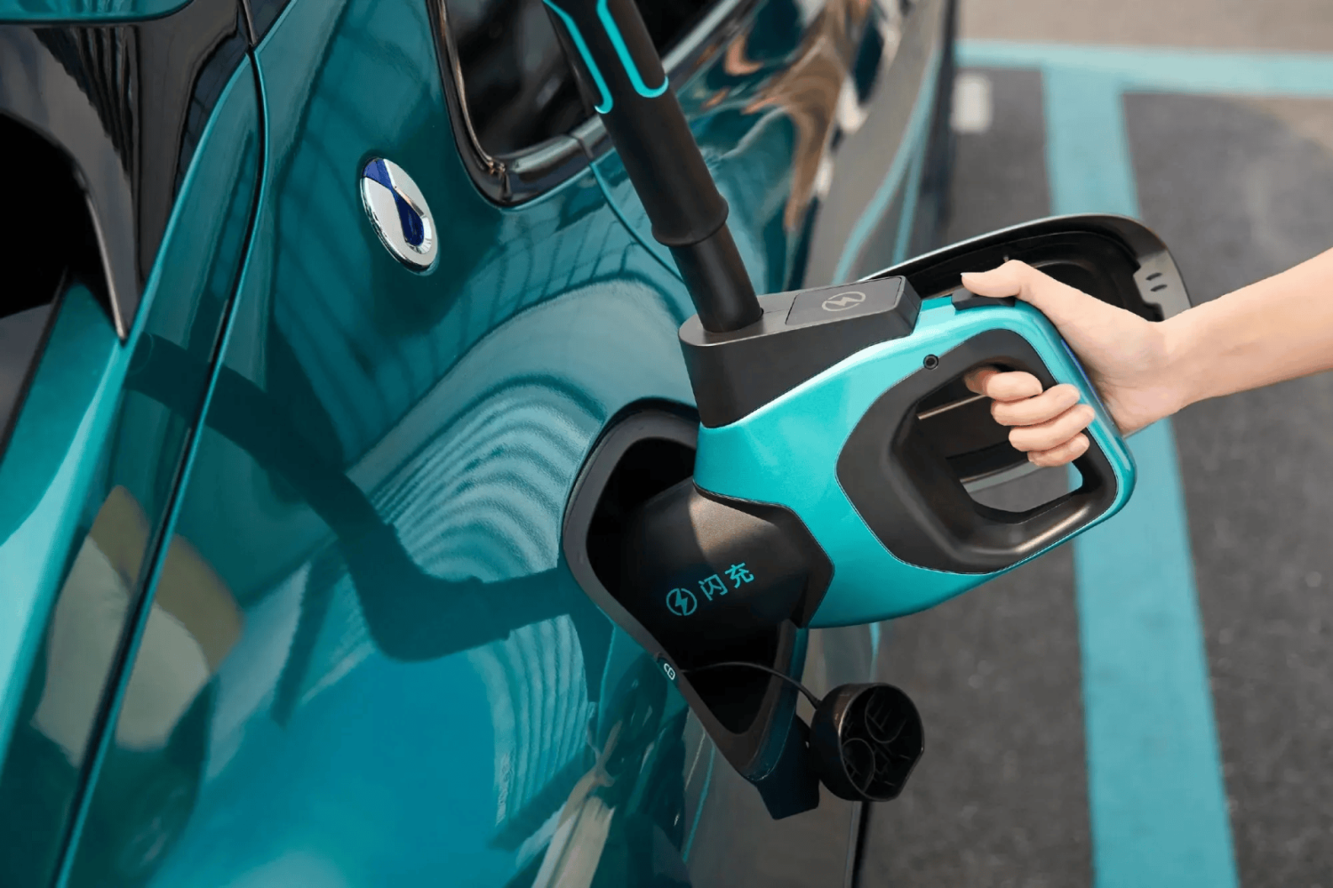 Sunwoda Targets 10K Megawatt Flash‑Charging Stations by End‑2027
