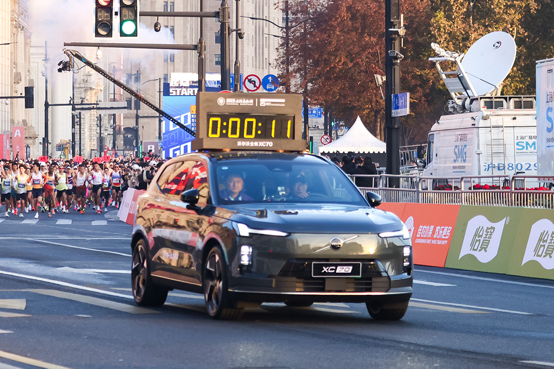 Canada Scraps 100% Tariff on Chinese EVs, Tesla First Beneficiary