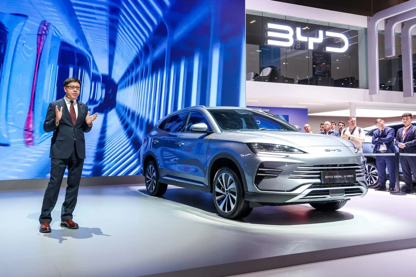 BYD Seal U Overtakes VW Tiguan, Volvo XC60 to Become Europe’s Best-Selling PHEV in 2025
