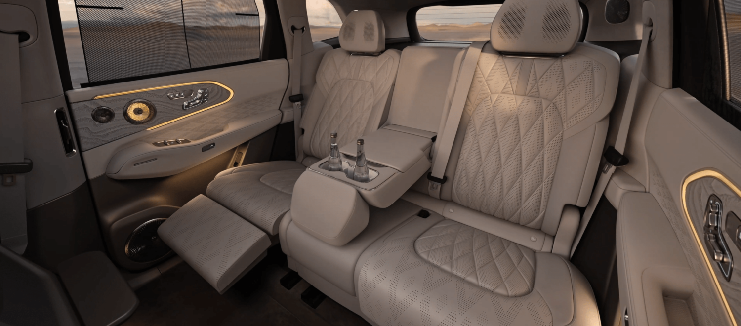Zeekr 8X SUV Interior Debuts To Challenge BMW X5 With High-Tech Cabin