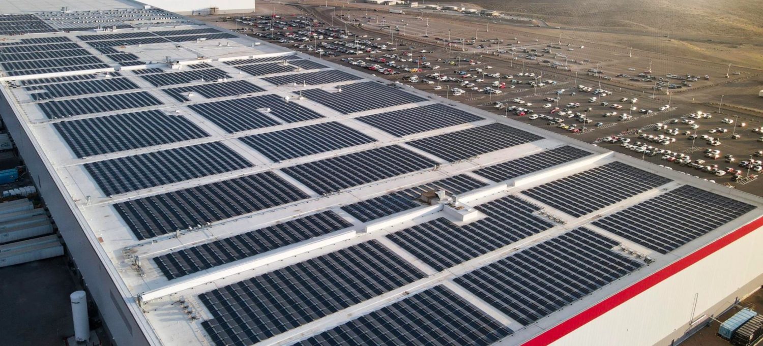 Musk abandoned his own 'solar electric economy' to burn gas for an AI chatbot no one uses