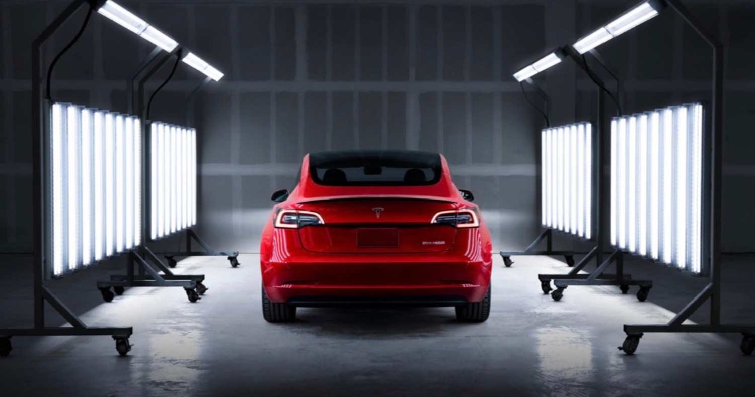 Tesla, Tesla (TSLA) publishes Q1 2026 delivery consensus: 365,645 vehicles expected