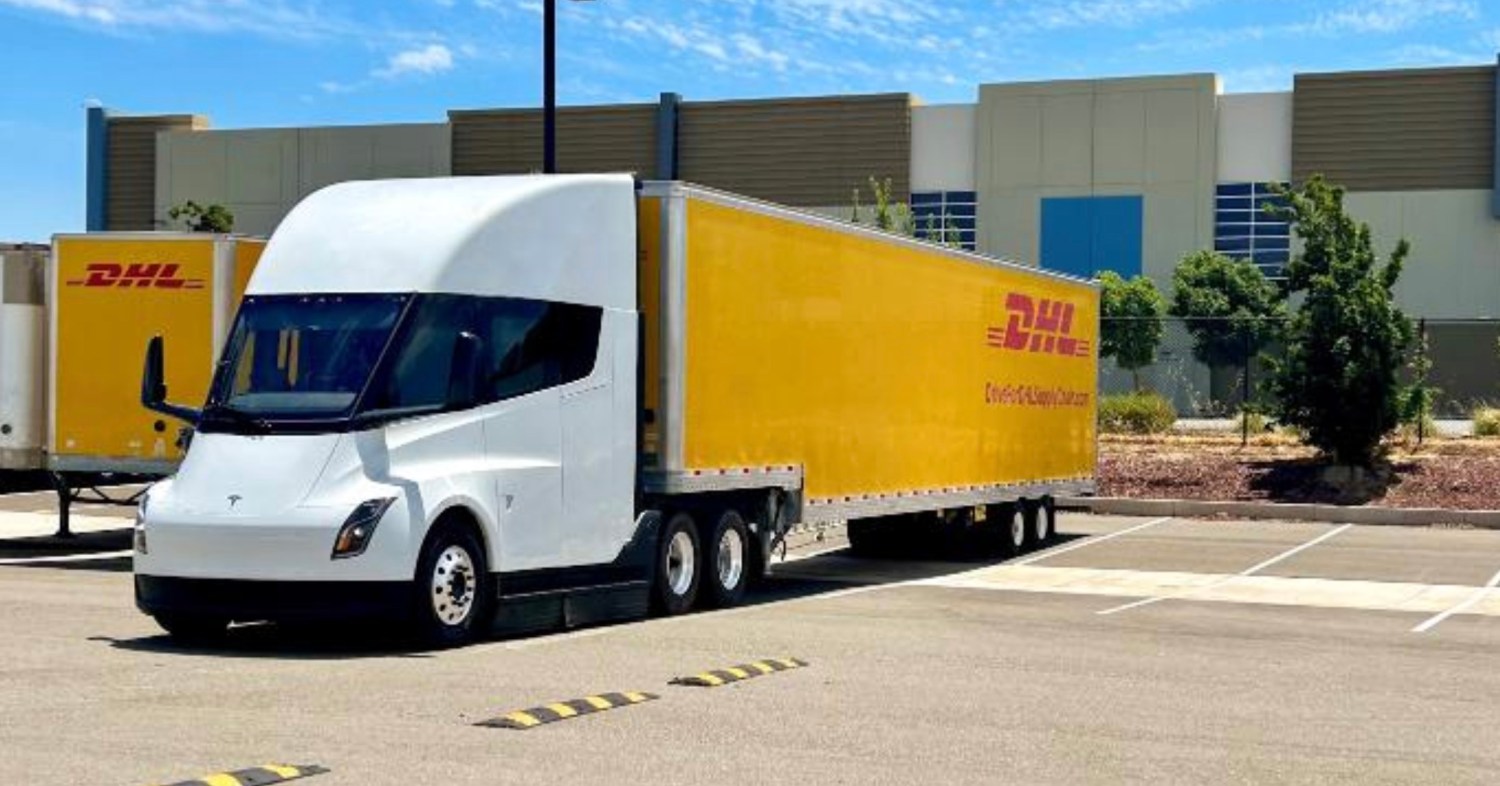 Tesla, WattEV orders 370 Tesla Semis in largest California EV truck deployment