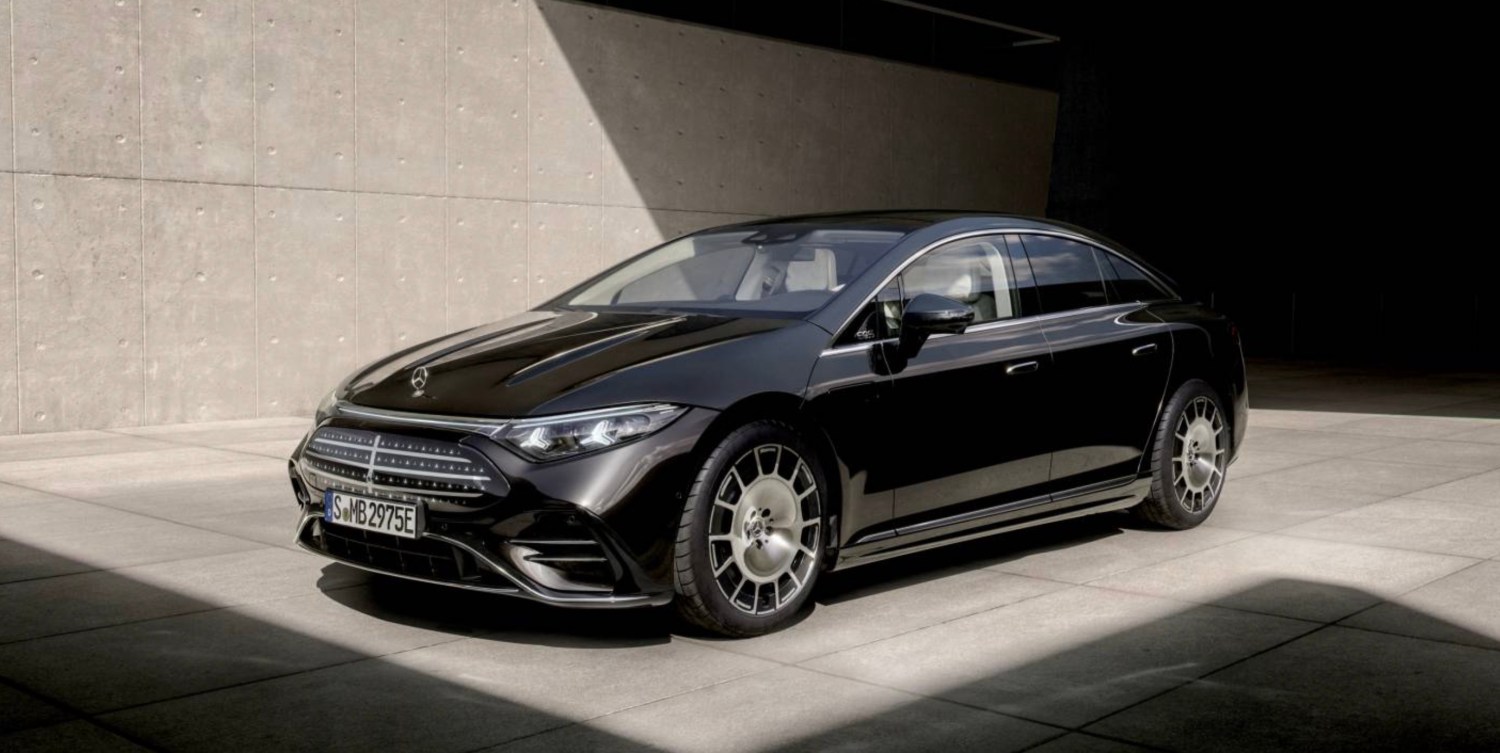 Mercedes-Benz unveils new EQS with 926 km range, 800V charging, steer-by-wire