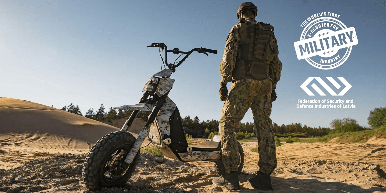 These high-power military electric scooters are fighting Russians