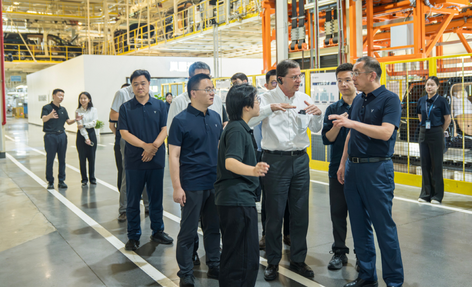 Stellantis Executives Visit Voyah for First Time, Accelerating European Partnership