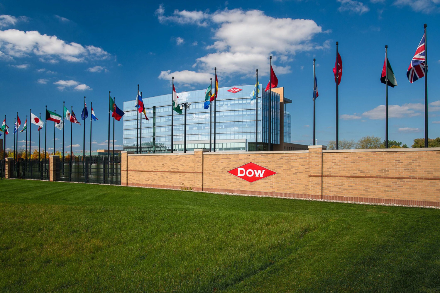 Dow's Q2 Net Sales Rise 20% Year-on-Year