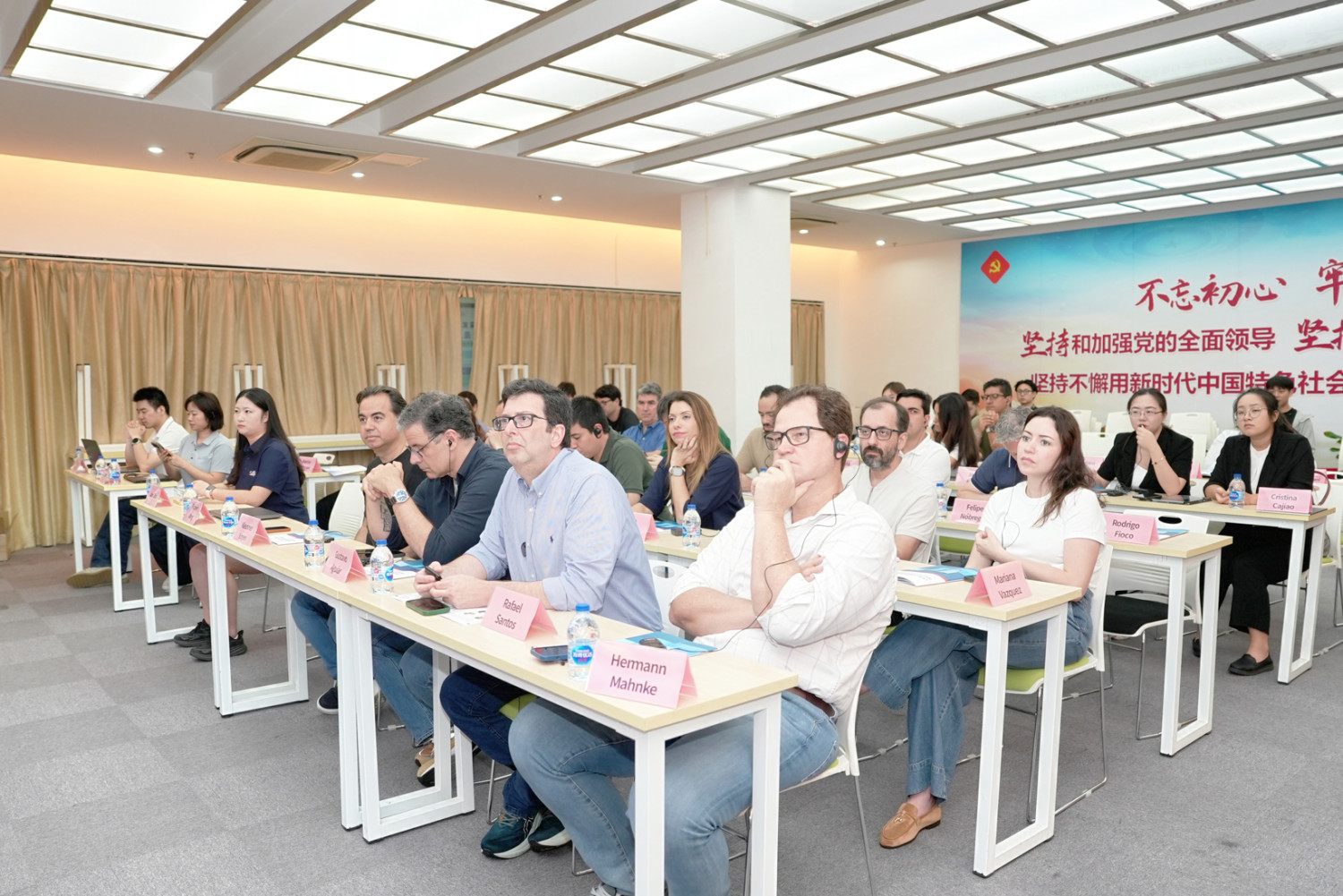GM LATAM Delegation Visits Gasgoo