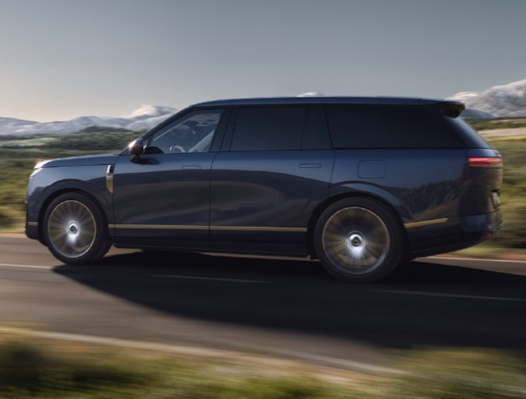 XPENG, Fuyao Group Deepen Cooperation