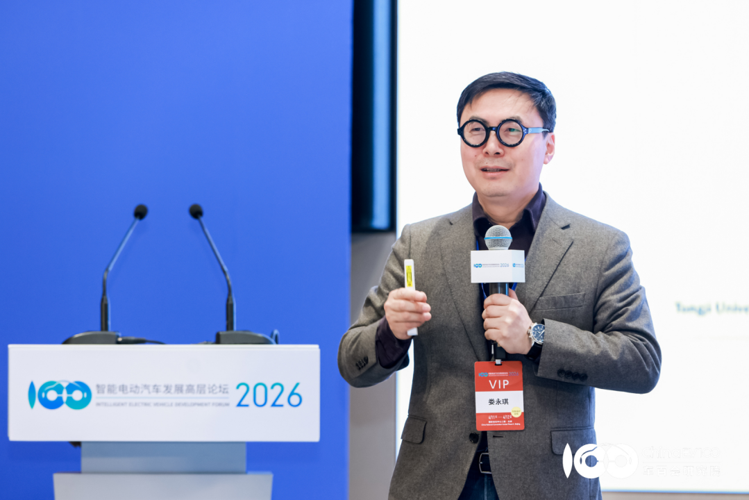 Lou Yongqi: Let AI Inspire Our Creativity