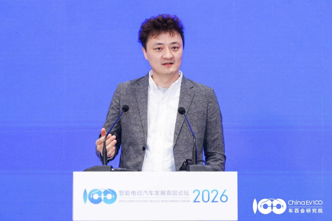 DeepRoute.ai CEO Zhou Guang: Autonomous Driving Must Move to Foundation Models, Small Model 