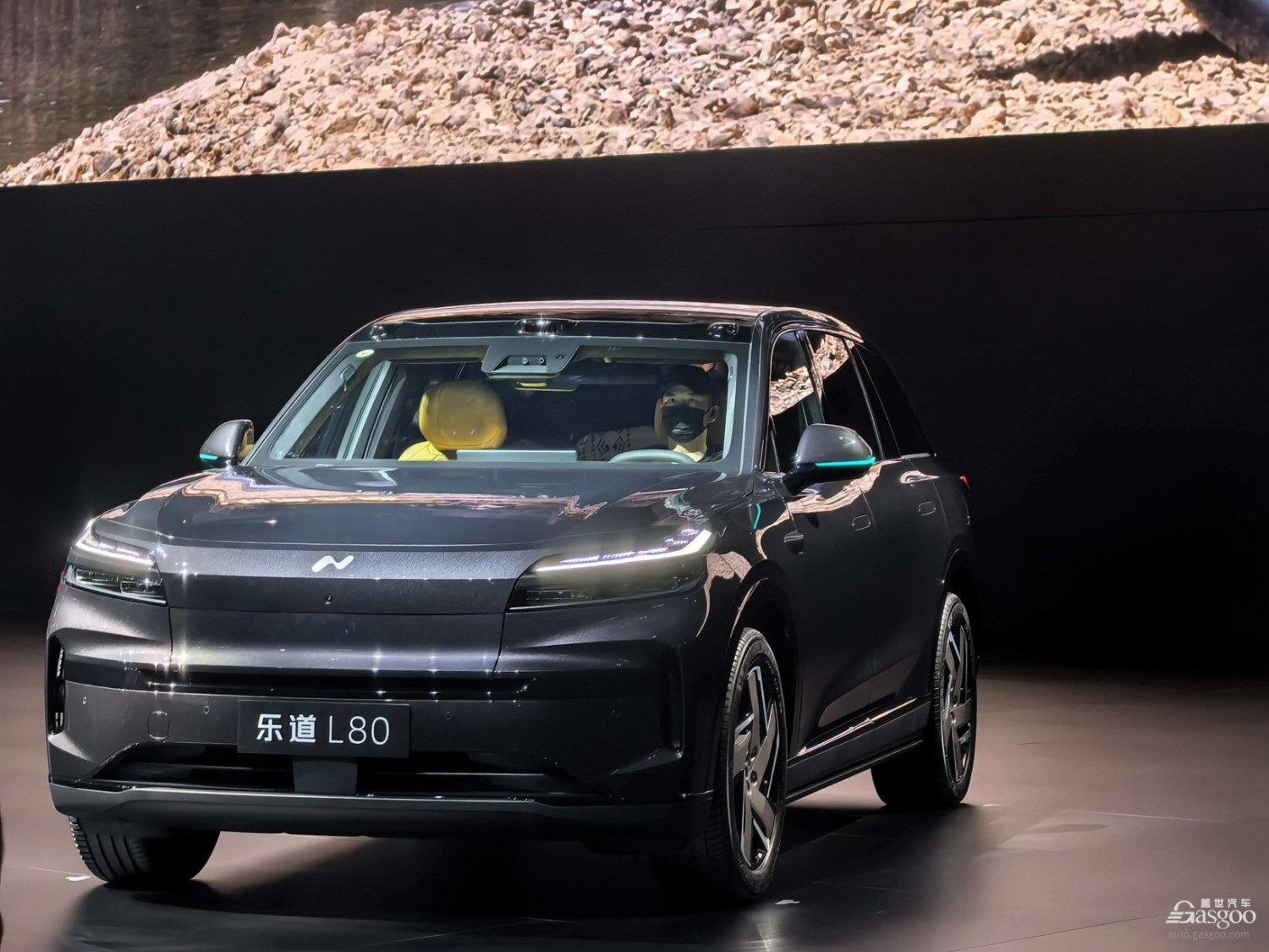 Weekly Highlights | Li Auto Officially Enters UAE, Saudi Arabia Markets; Onvo L80 Presale Begins, BaaS Version Starts from 159,800 Yuan