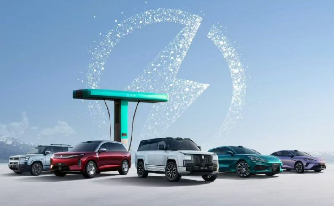 BYD, BYD Has Built 5,924 Flash Charging Stations, User Base Surpasses 1 Million