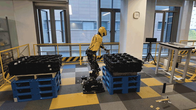 WAIC 2026 | Kepler Unveils World's First Hybrid-Architecture Passenger-Carrying Quadruped Robot