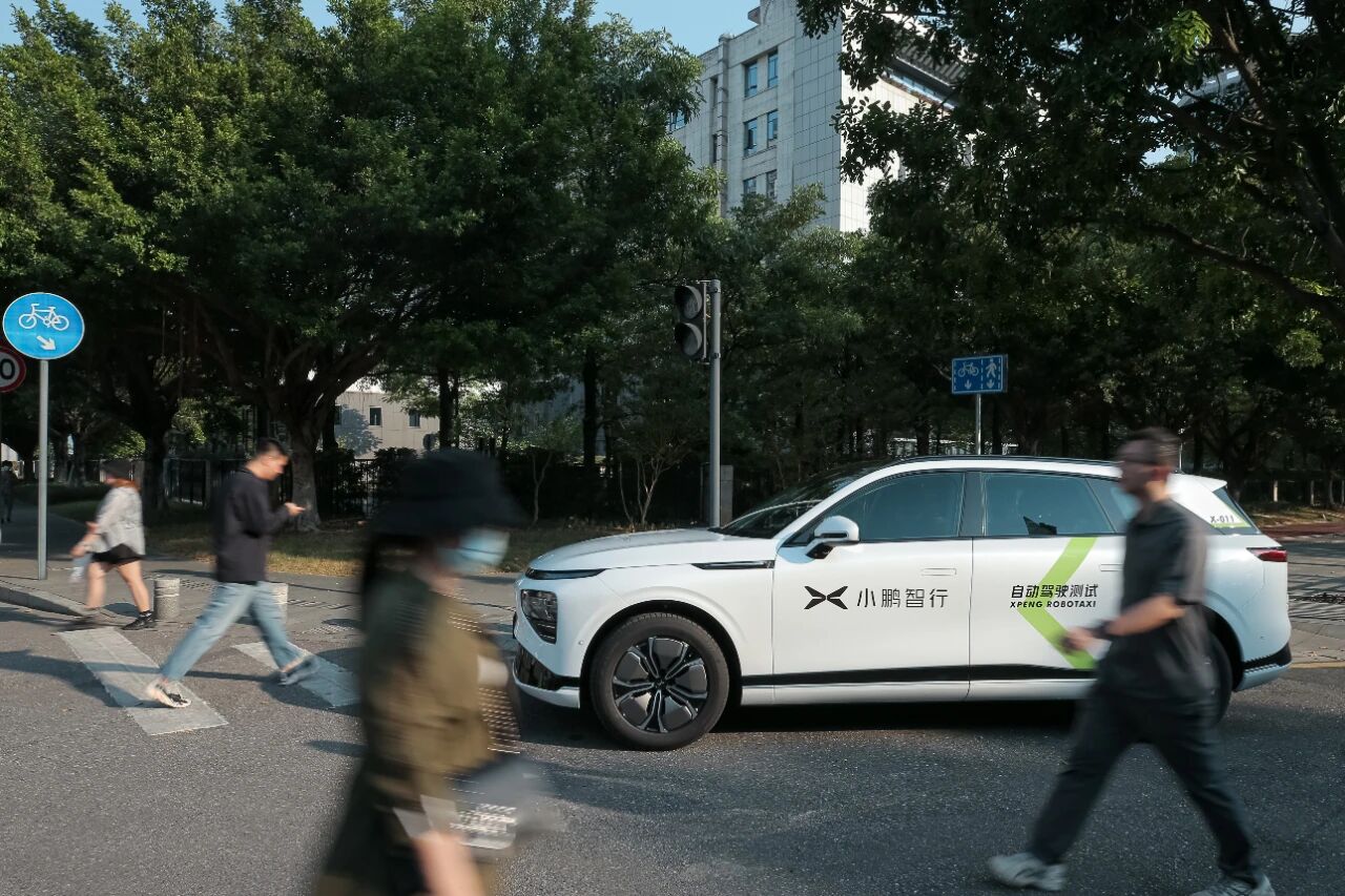 XPENG Robotaxi completes over 2,000 internal tests in Guangzhou, targeting passenger operations in 2027