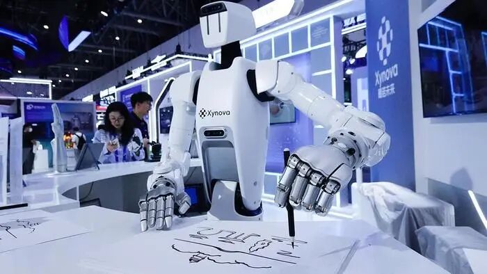 Xynova Debuts at Global Digital Trade Expo, Unveils Hybrid-Drive and Direct-Drive Dexterous Hands