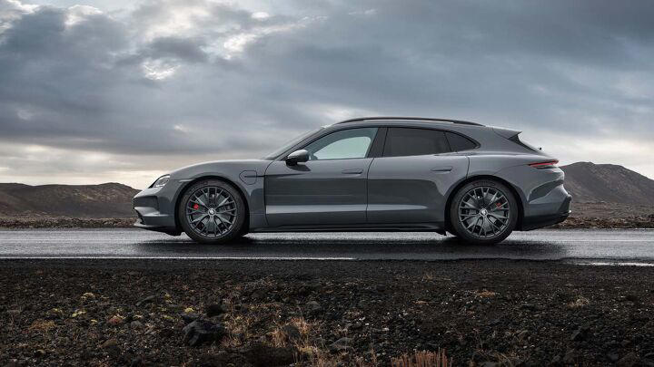 Porsche thinks about merging Panamera and Taycan into one car